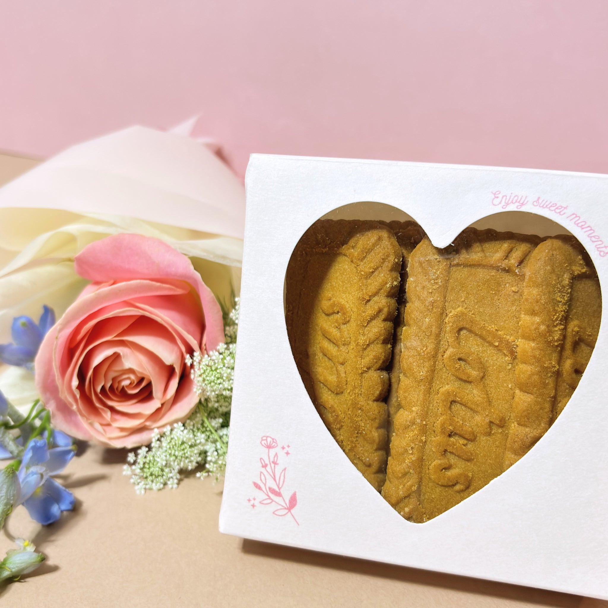 Lotus cookies + mini bouquet